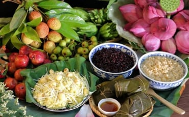 Nguồn gốc và ý nghĩa của Tết Đoan Ngọ - Busy Bee Chinese. Văn hóa Trung Hoa. www.busybeechinese.edu.vn